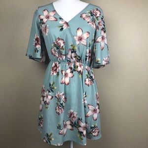 Mine Flowy Dress Size Large
